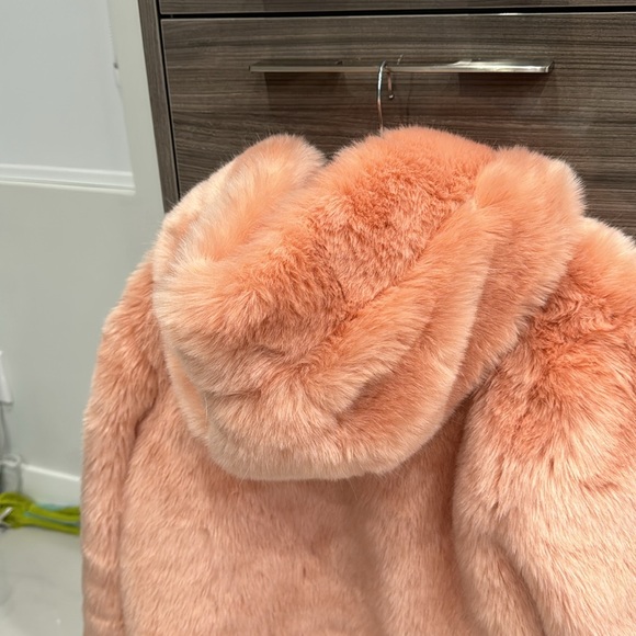 LPA Faux Fur Coat NWT - Picture 5 of 8